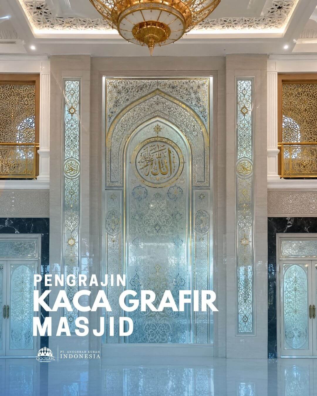 kaca grafir masjid